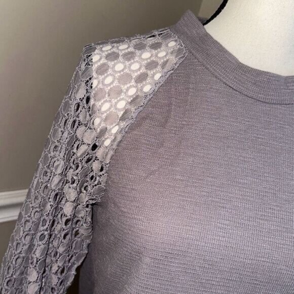 SHEIN Sweater  - Picture 4 of 16